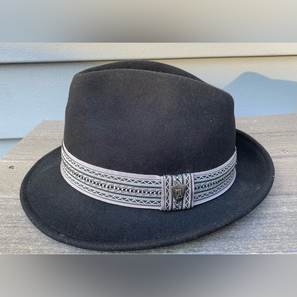 Elegant Black Fedora Hat with Gray Band